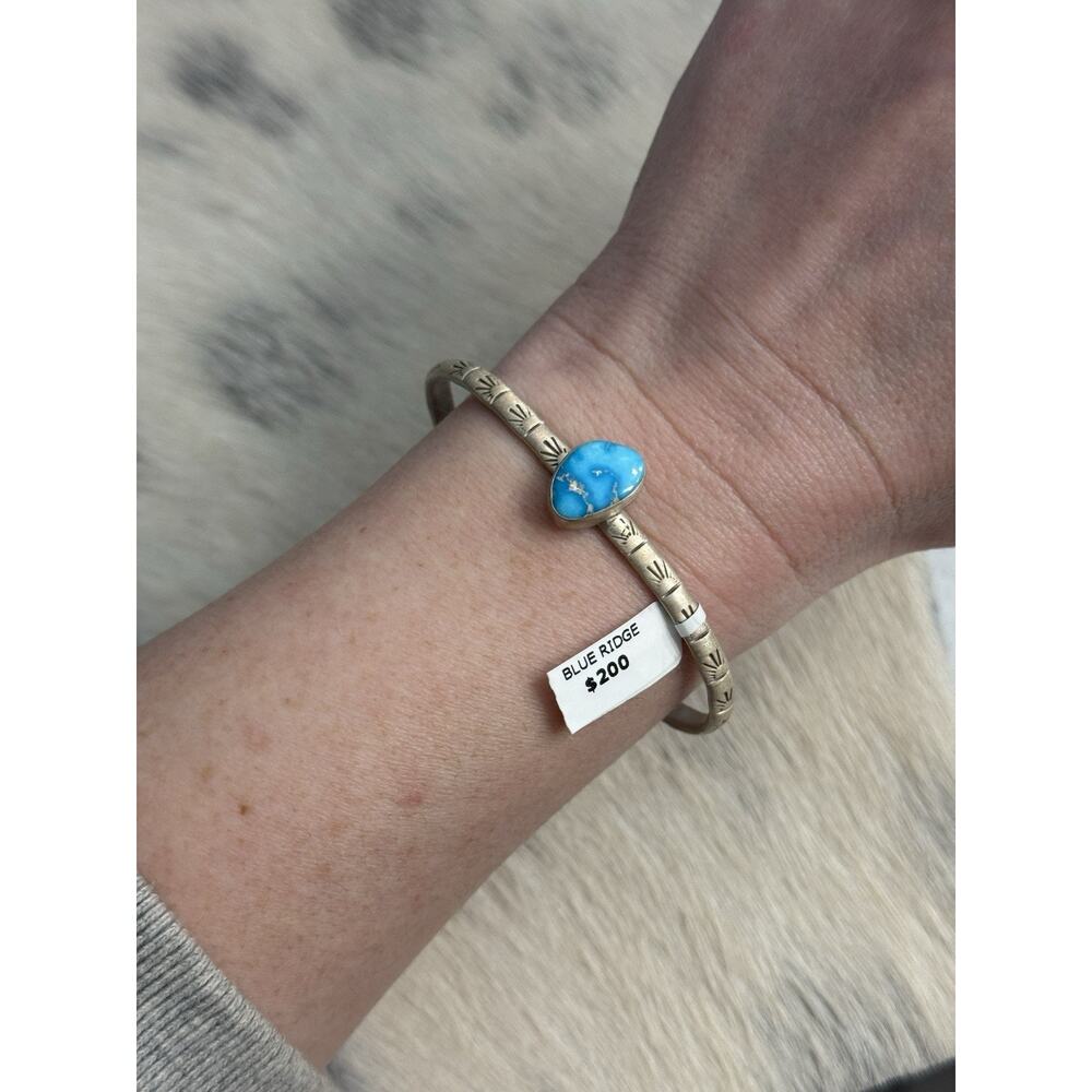 Sterling Silver Blue Ridge Turquoise Stamped Cuff Bracelet Stacker Single Stone - Picture 4 of 16